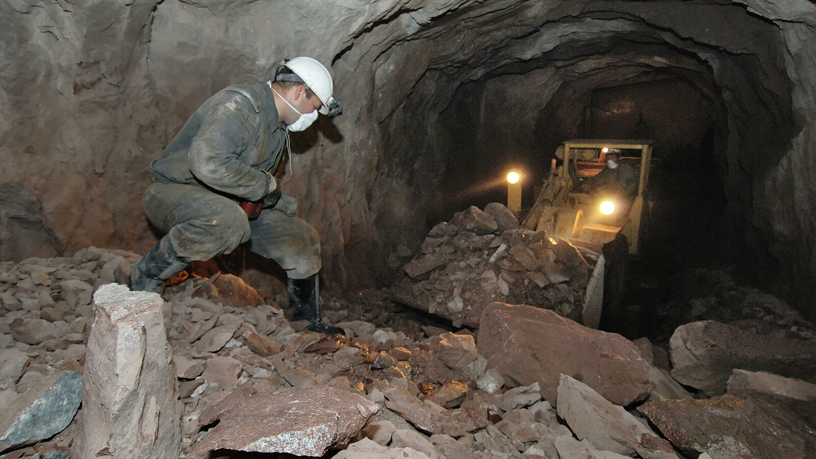 Семье погибшего в Дальнегорске горняка окажут помощь